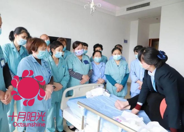 北京养老护理培训机构怎么选？实操课时占比很关键(图1)